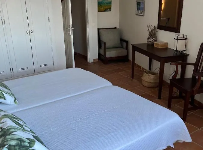 阿莱罗公寓 * 波里斯-德阿沃纳